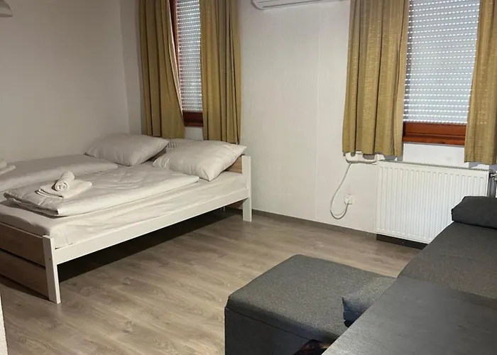 Vendiofa Szallashely Hotel *